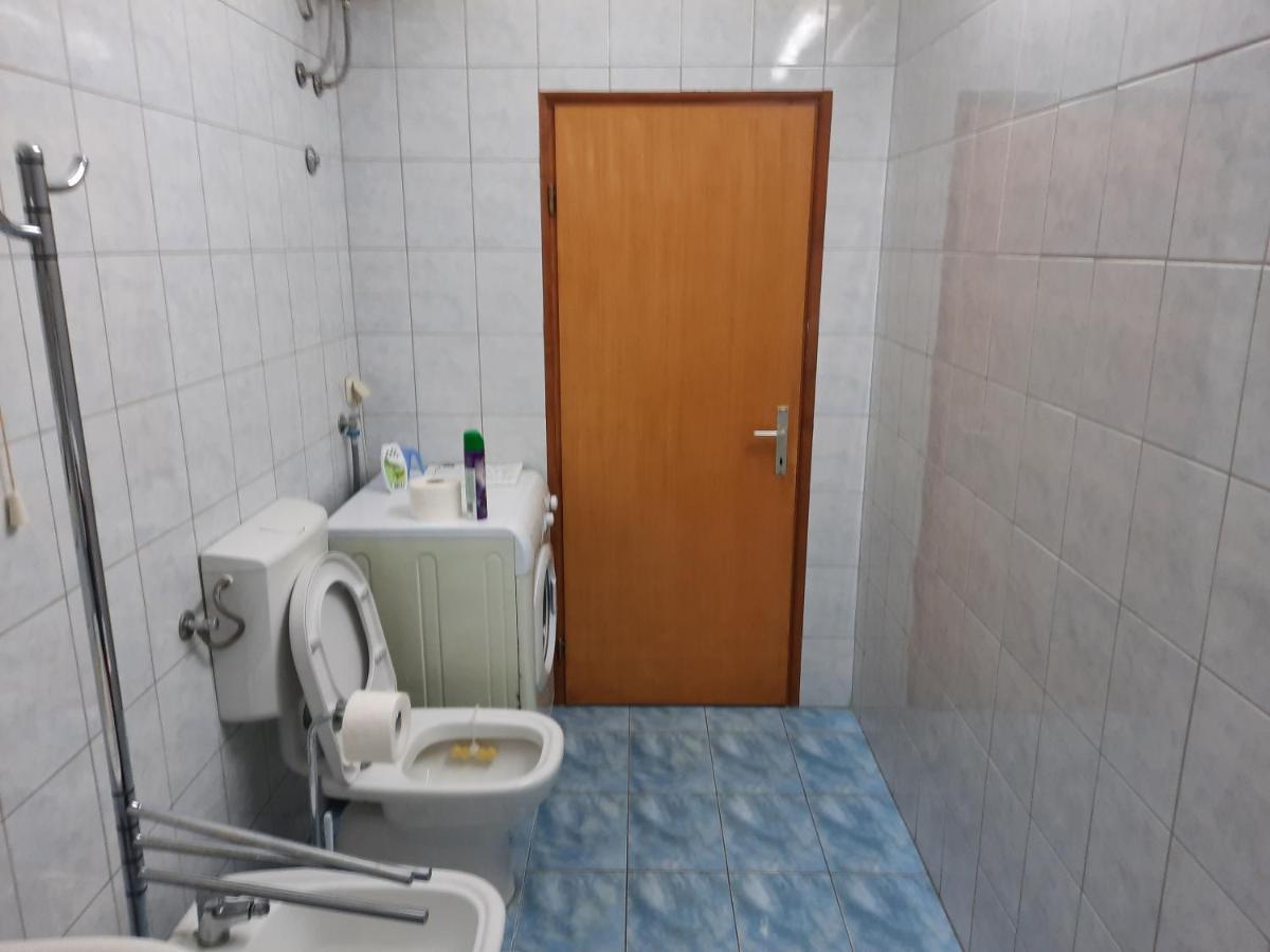 Apartment Viribus Pula Exterior photo