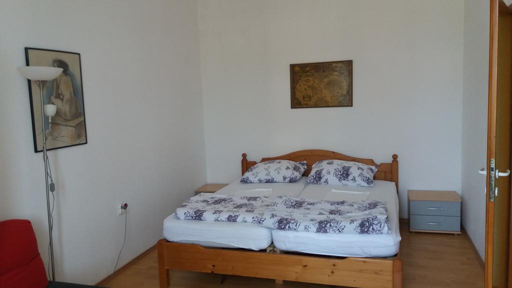 Apartment Viribus Pula Exterior photo